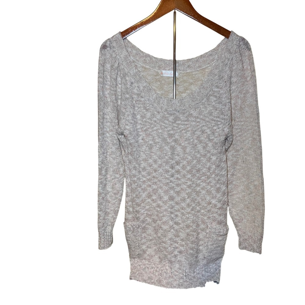 Dazy Eye Women's Size Medium Sparkly Knit Sweater Top Tunic Pockets Long Sleeve